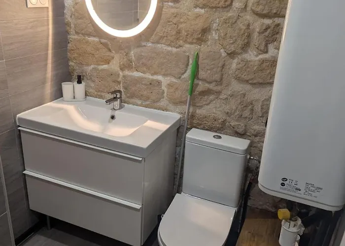 Bel A 5 Minutes Du Louvre * Parijs