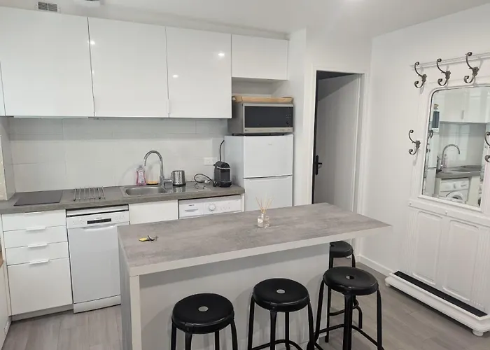 Bel A 5 Minutes Du Louvre